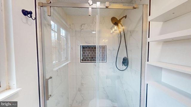 7701 IVY OAK DR, Gaithersburg, MD 20877