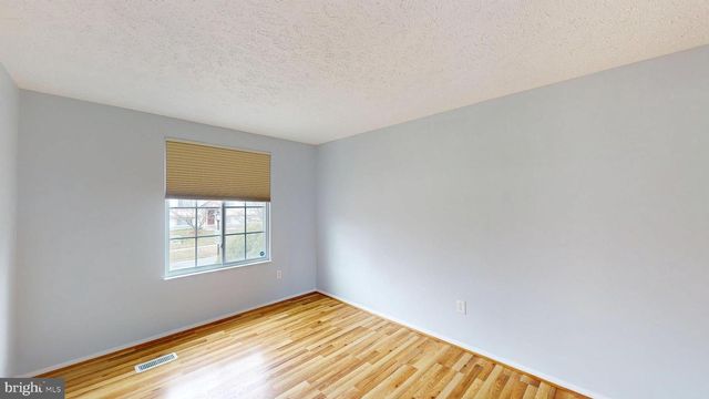 7701 IVY OAK DR, Gaithersburg, MD 20877