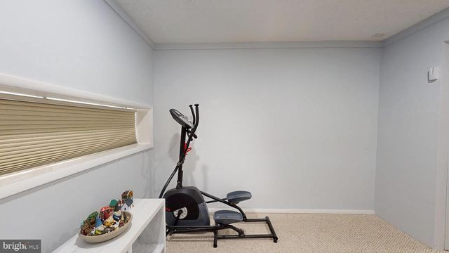 7701 IVY OAK DR, Gaithersburg, MD 20877