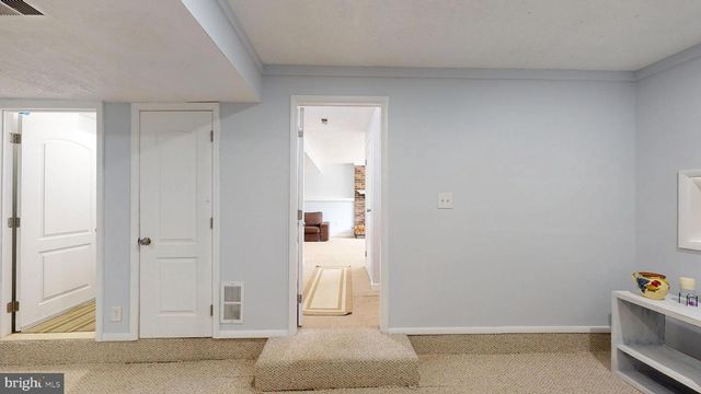 7701 IVY OAK DR, Gaithersburg, MD 20877