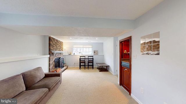 7701 IVY OAK DR, Gaithersburg, MD 20877