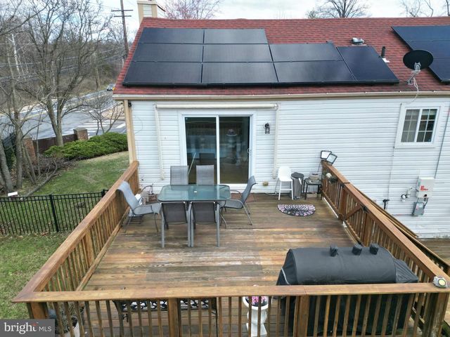 7701 IVY OAK DR, Gaithersburg, MD 20877