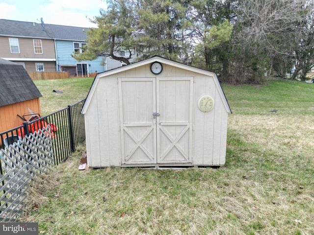 7701 IVY OAK DR, Gaithersburg, MD 20877