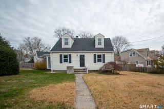 38 Wayland Road, Milford, CT 06460