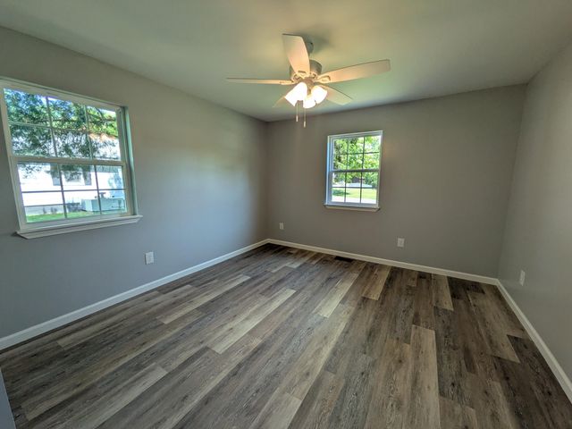 141 Redwood Avenue, Dayton, TN 37321