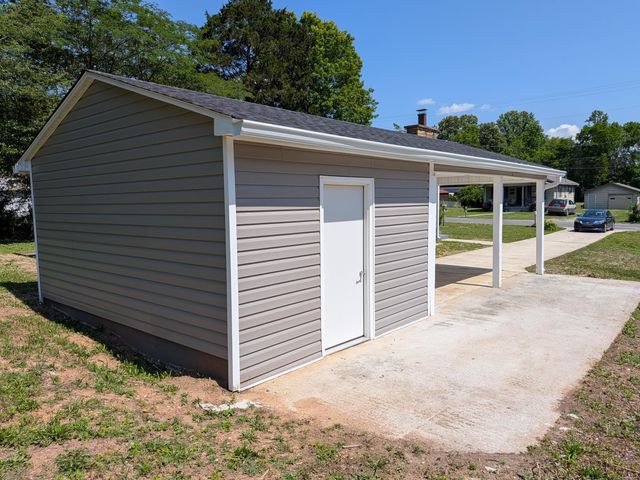 141 Redwood Avenue, Dayton, TN 37321