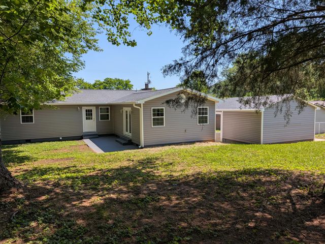 141 Redwood Avenue, Dayton, TN 37321