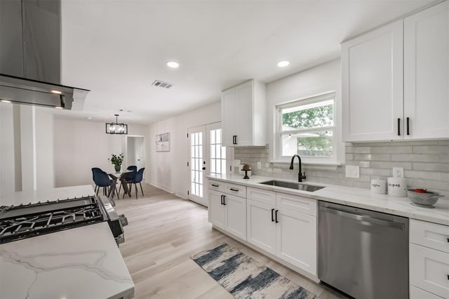 1110 Dunstan Road, Pasadena, TX 77502