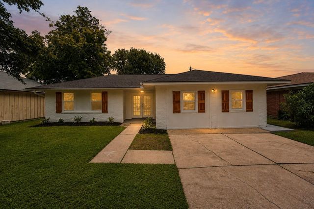 1110 Dunstan Road, Pasadena, TX 77502