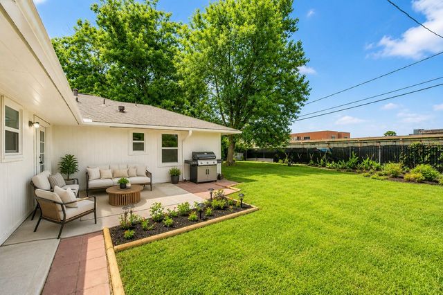 1110 Dunstan Road, Pasadena, TX 77502