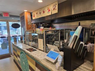 17010 #D W Dixie Hwy, North Miami Beach, FL 33160