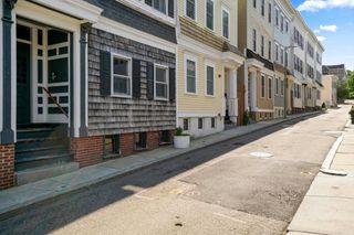 35 Story Street 2, Boston, MA 02127