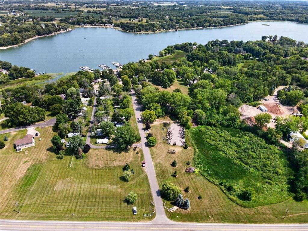 32741 N Lakes Trail, Lindstrom, MN 55045 — photo 2