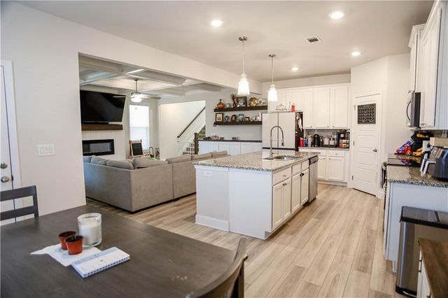 5329 Fox Hill Lane, Oakwood, GA 30566