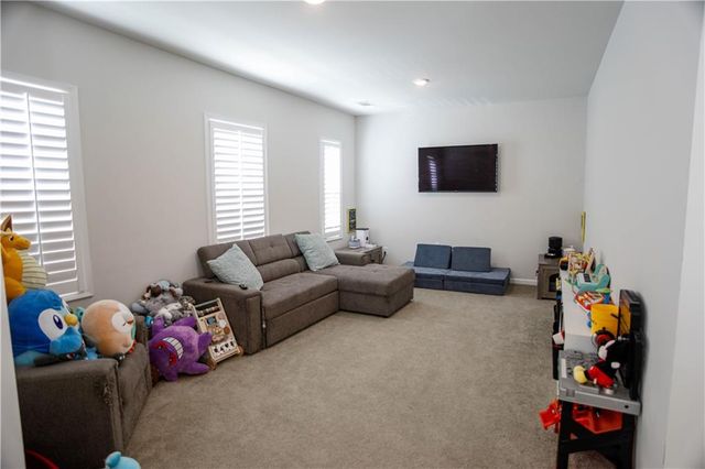 5329 Fox Hill Lane, Oakwood, GA 30566