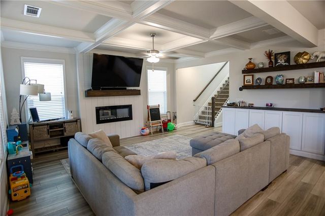 5329 Fox Hill Lane, Oakwood, GA 30566