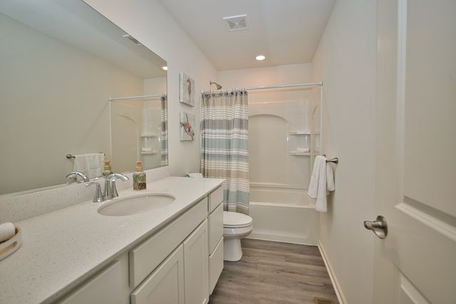 574 Coach Road, Yorkville, IL 60560