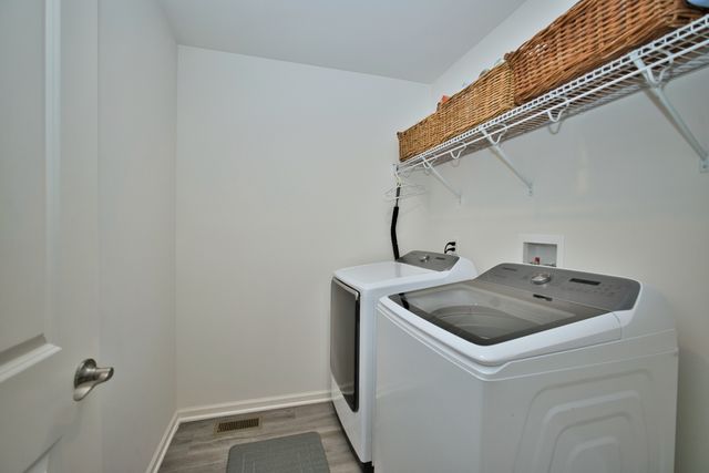 574 Coach Road, Yorkville, IL 60560