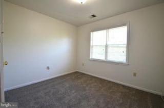 4 RIDGE RD SE, Washington, DC 20019