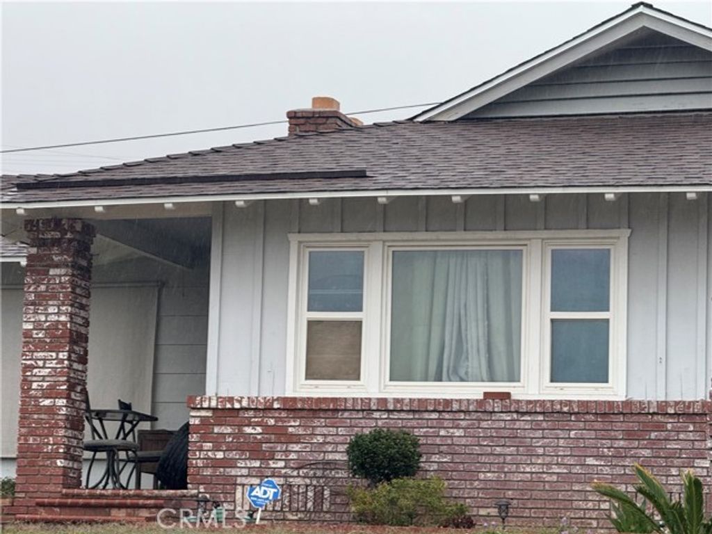 3962 La Hacienda, San Bernardino, CA 92404