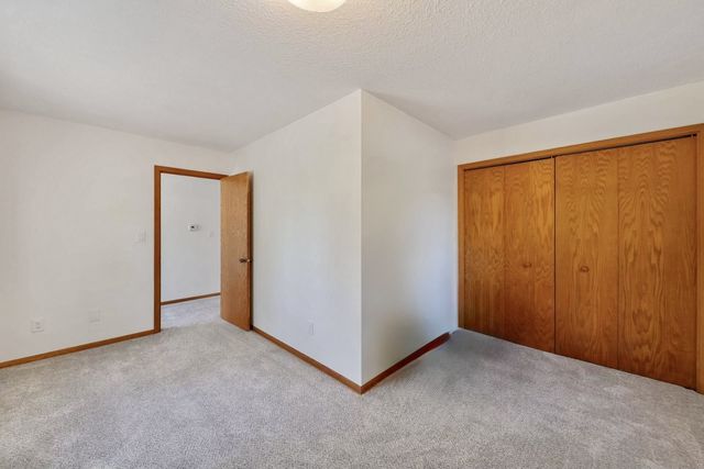 327 Krattley Lane, Hudson, WI 54016