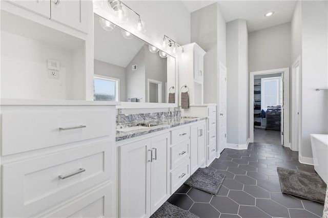 17235 S Allman Road, Olathe, KS 66062