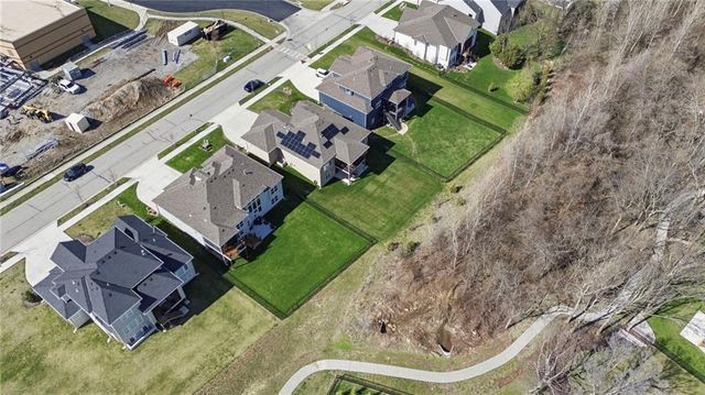 17235 S Allman Road, Olathe, KS 66062