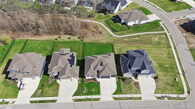 17235 S Allman Road, Olathe, KS 66062