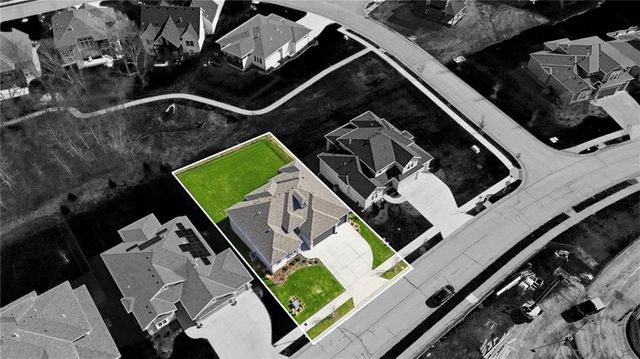 17235 S Allman Road, Olathe, KS 66062