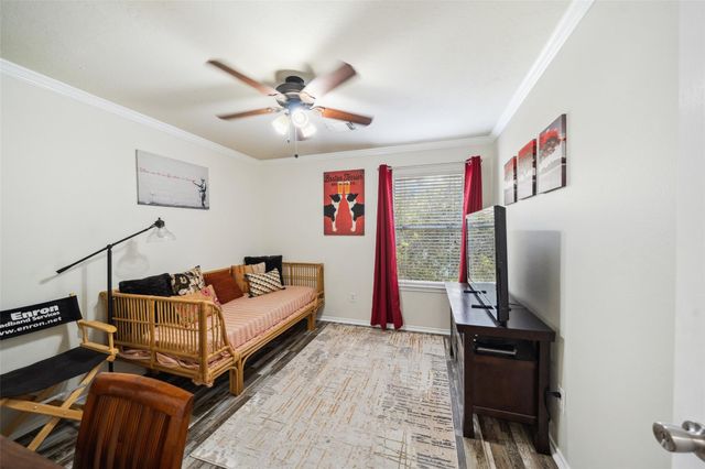 38 Wineberry Place, The Woodlands, TX 77382