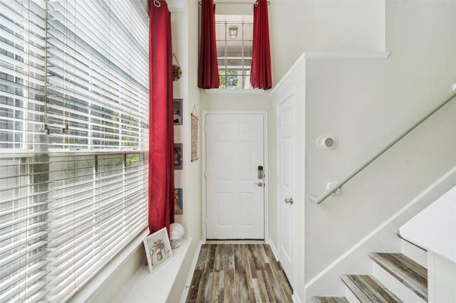 38 Wineberry Place, The Woodlands, TX 77382