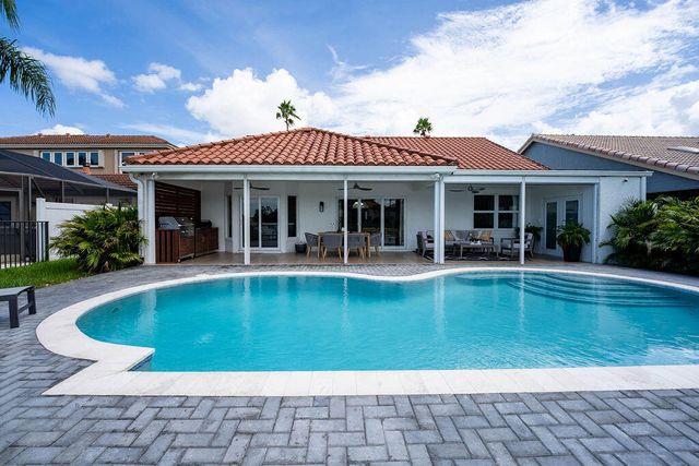 12657 White Coral Drive, Wellington, FL 33414