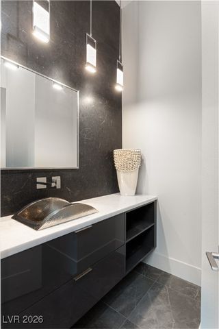 668 Dragon Peak Drive, Henderson, NV 89012