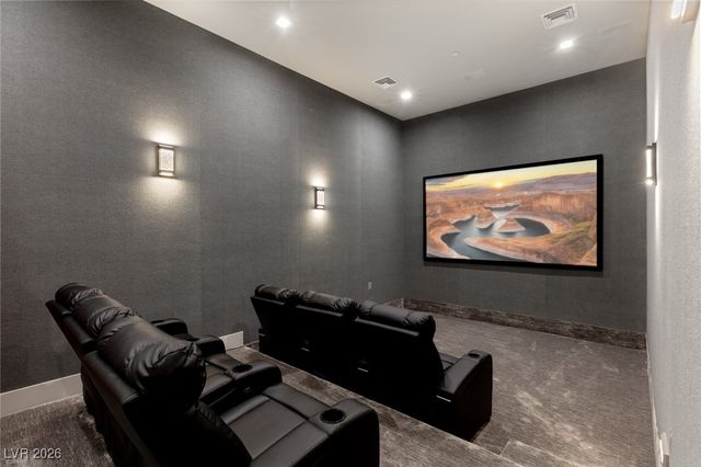 668 Dragon Peak Drive, Henderson, NV 89012