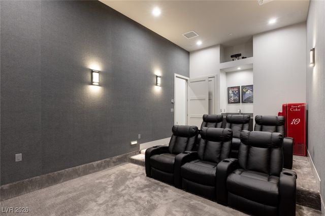 668 Dragon Peak Drive, Henderson, NV 89012