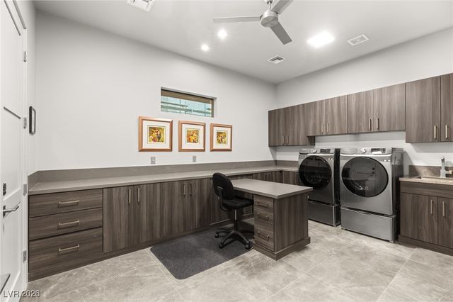 668 Dragon Peak Drive, Henderson, NV 89012