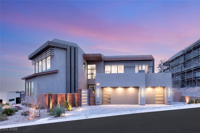 668 Dragon Peak Drive, Henderson, NV 89012