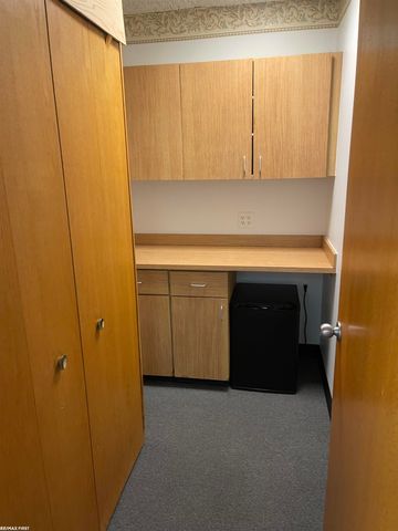 43301 Commons Drive, Shelby Twp, MI 48038