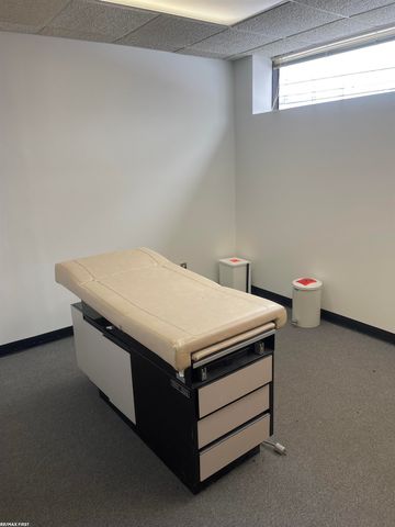 43301 Commons Drive, Shelby Twp, MI 48038