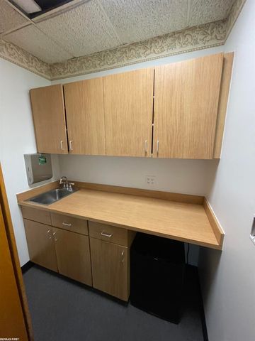 43301 Commons Drive, Shelby Twp, MI 48038