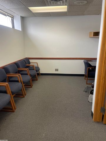 43301 Commons Drive, Shelby Twp, MI 48038