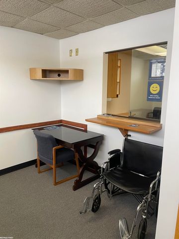 43301 Commons Drive, Shelby Twp, MI 48038