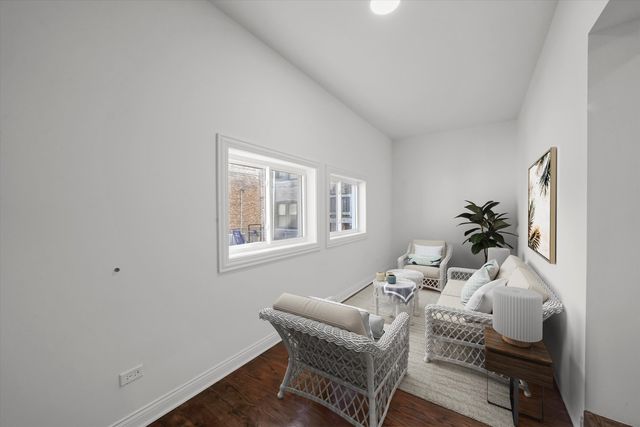 7955 S Harvard Avenue, Chicago, IL 60620