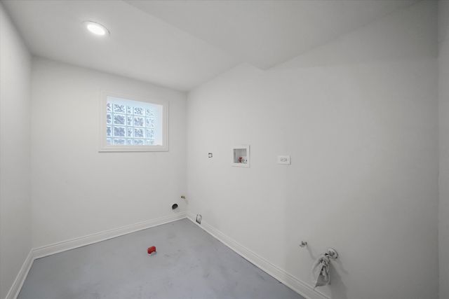 7955 S Harvard Avenue, Chicago, IL 60620