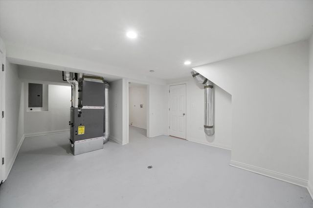 7955 S Harvard Avenue, Chicago, IL 60620