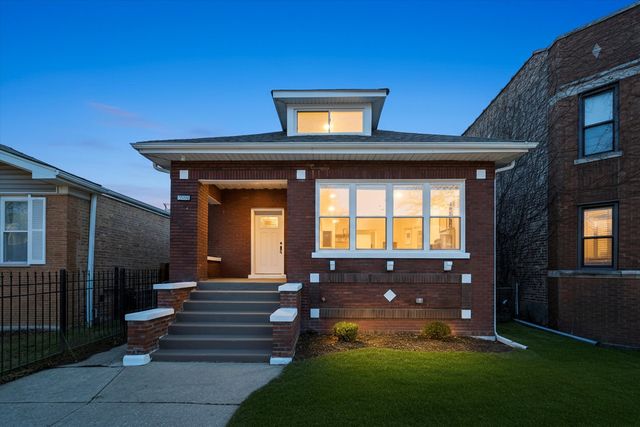 7955 S Harvard Avenue, Chicago, IL 60620