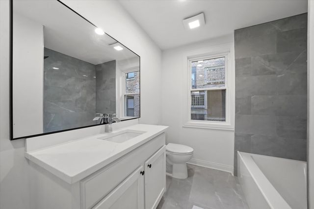 7955 S Harvard Avenue, Chicago, IL 60620