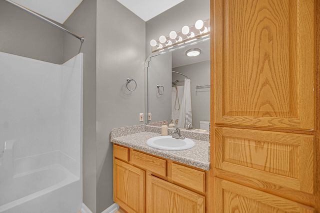 2545 Tulip Lane, Hobart, IN 46342