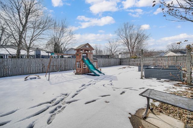 2545 Tulip Lane, Hobart, IN 46342