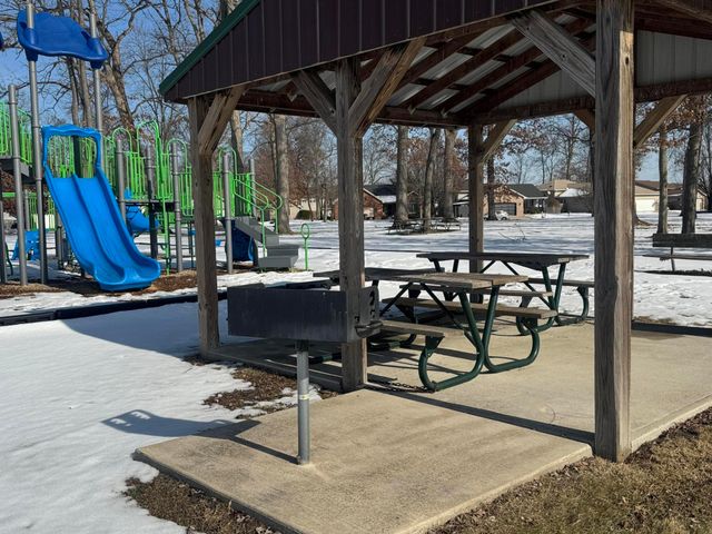 2545 Tulip Lane, Hobart, IN 46342